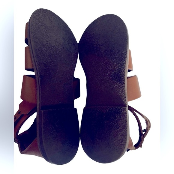 MADEWELL Tan Rowan Sandals - Picture 8 of 9